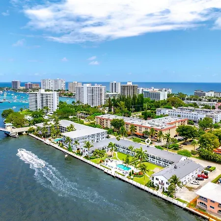 Waterfront Getaway | Pool, Hot Tub & Gym Apartment